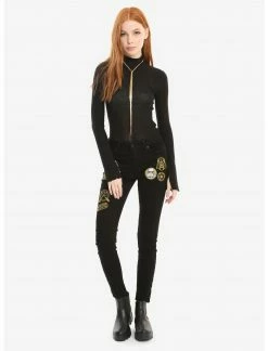 Her Universe shop -Her Universe shop unnamed file 1021